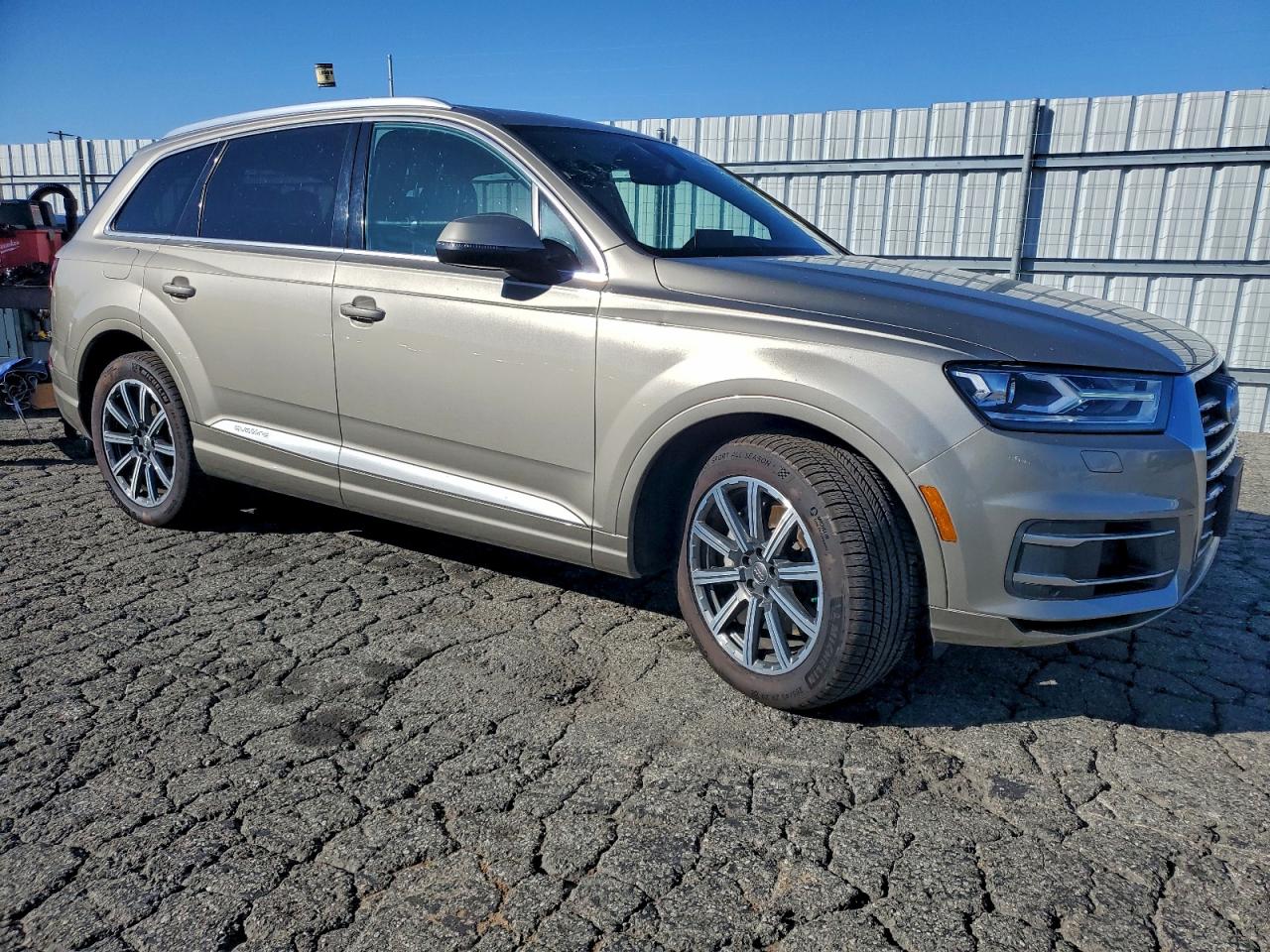 2017 AUDI Q7 PREMIUM photo 4