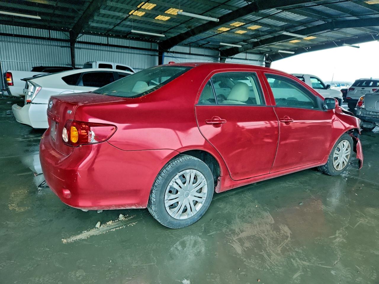 2010 TOYOTA COROLLA BASE photo 3