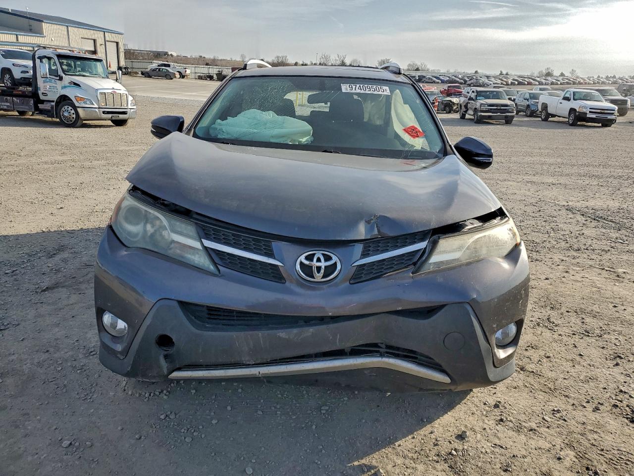 2015 TOYOTA RAV4 XLE photo 5