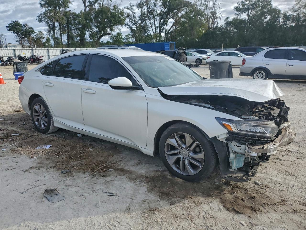 2020 HONDA ACCORD LX photo 10