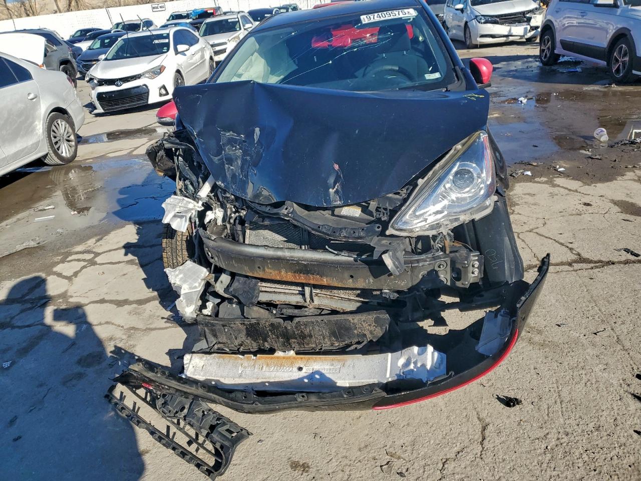 2016 TOYOTA PRIUS C photo 5