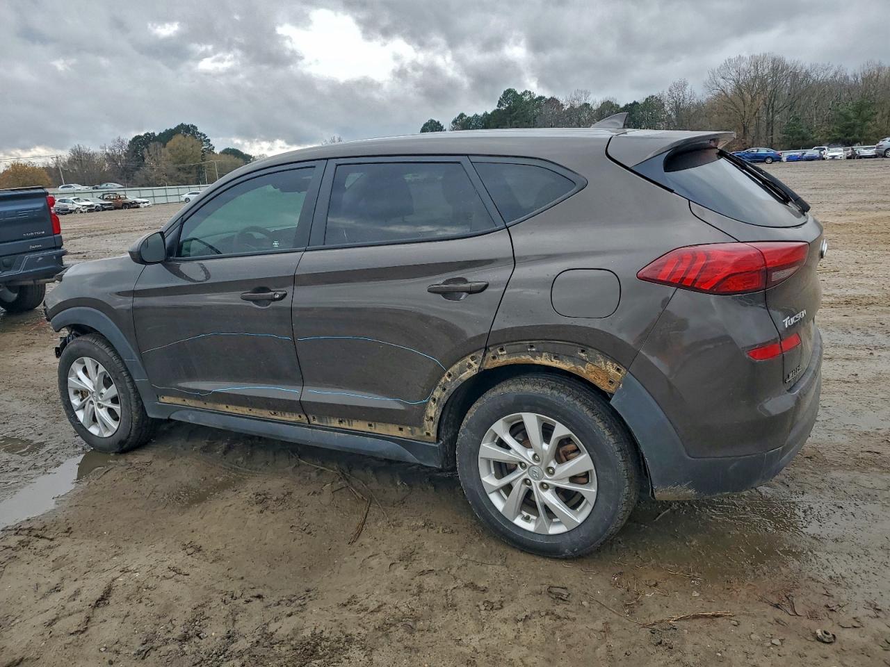 2020 HYUNDAI TUCSON SE photo 2