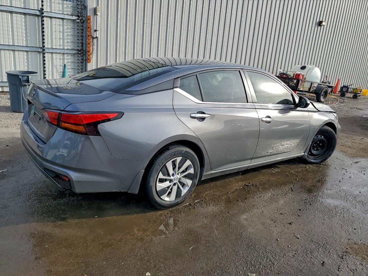 2024 NISSAN ALTIMA S photo 3