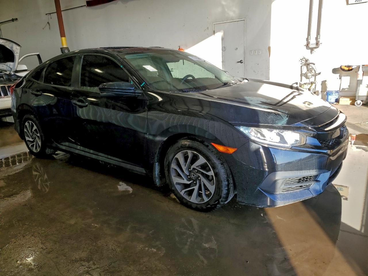2017 HONDA CIVIC EX photo 4