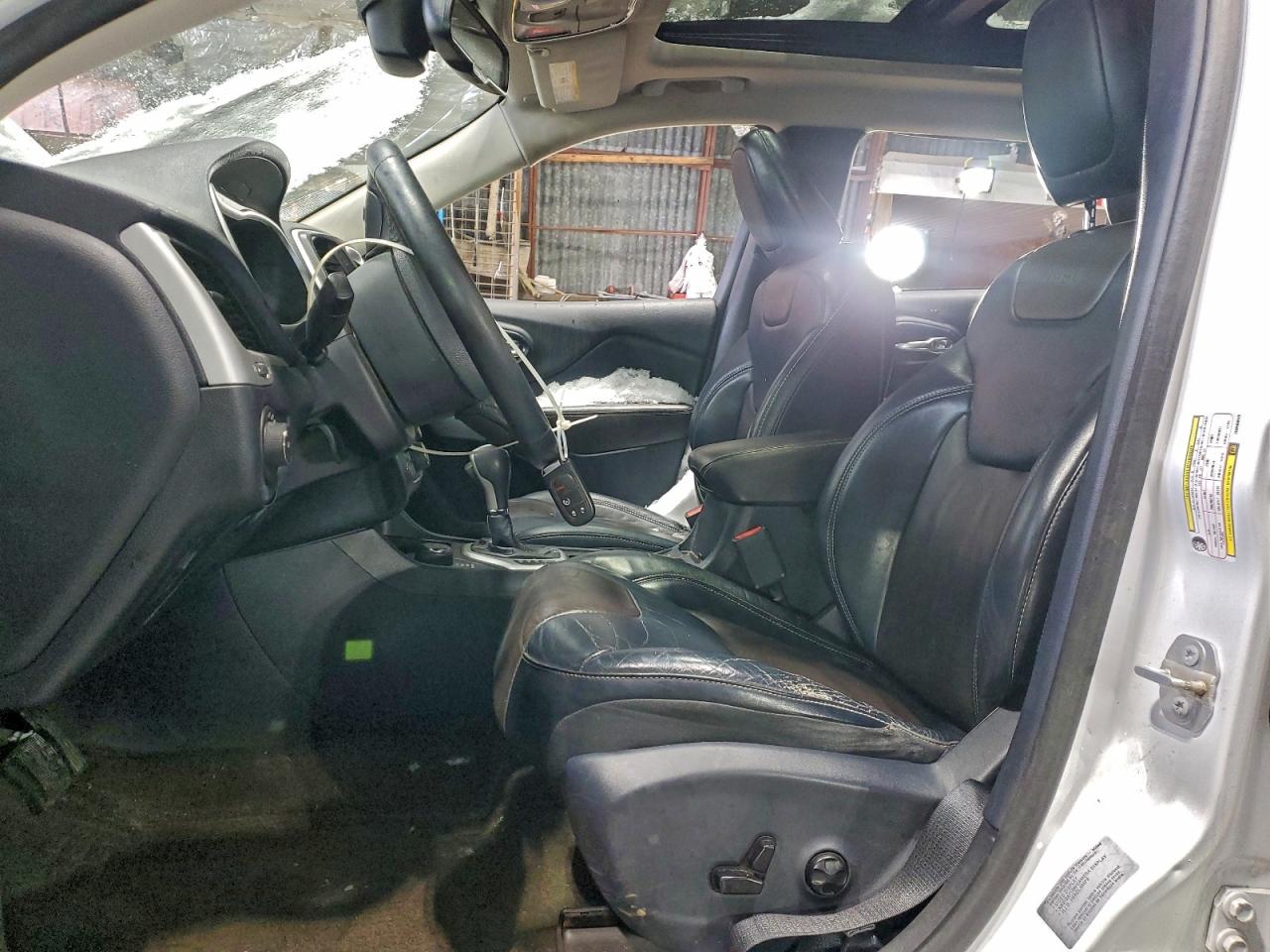 2017 JEEP CHEROKEE LIMITED photo 7