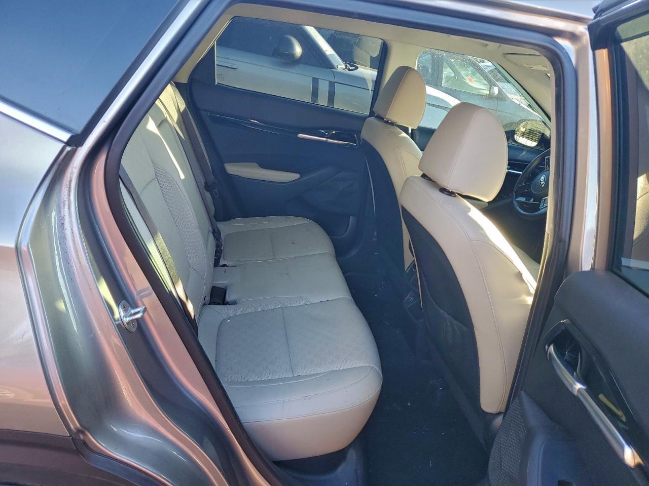 2021 KIA SELTOS photo 11