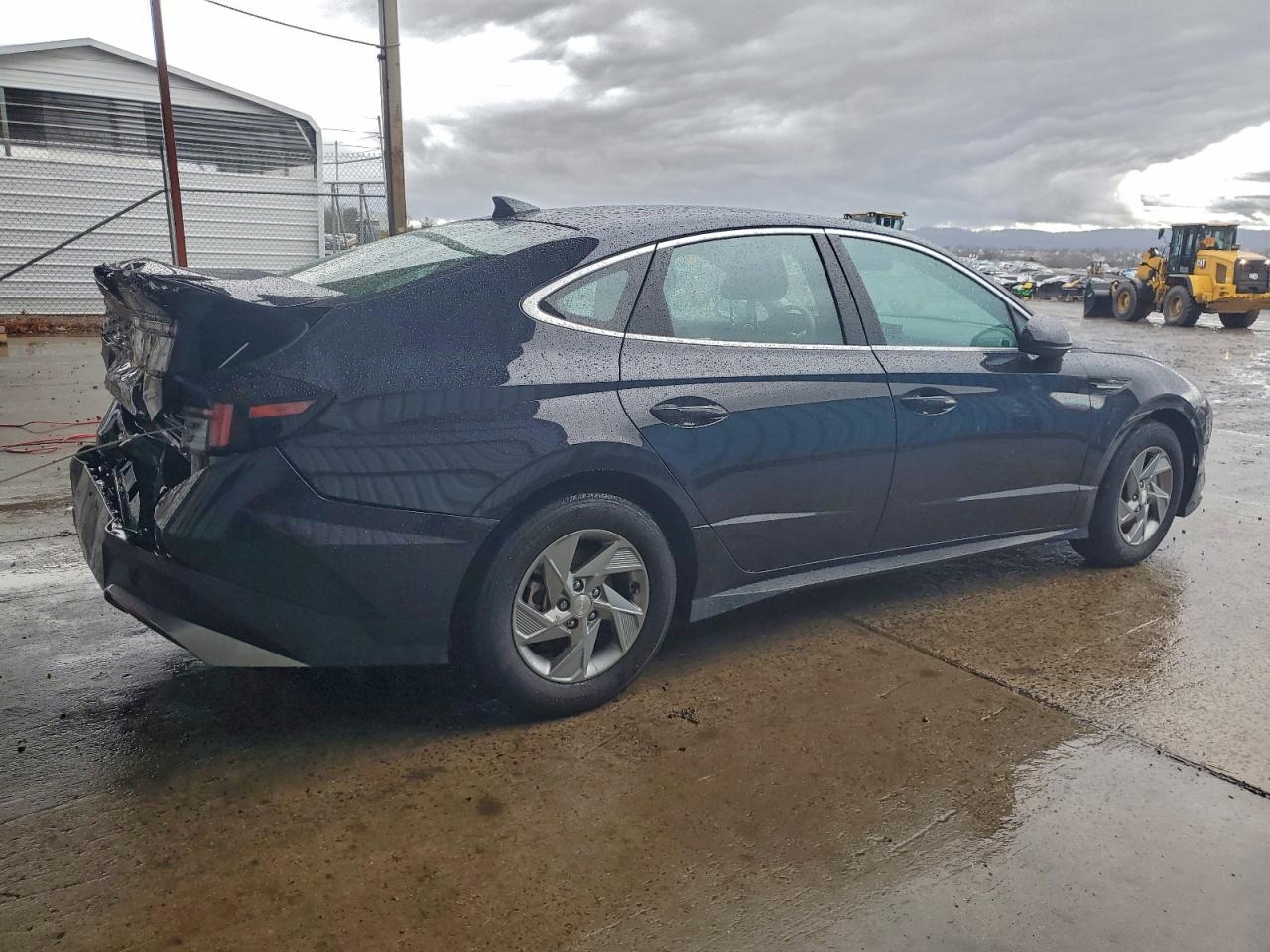 2025 HYUNDAI SONATA SE photo 3
