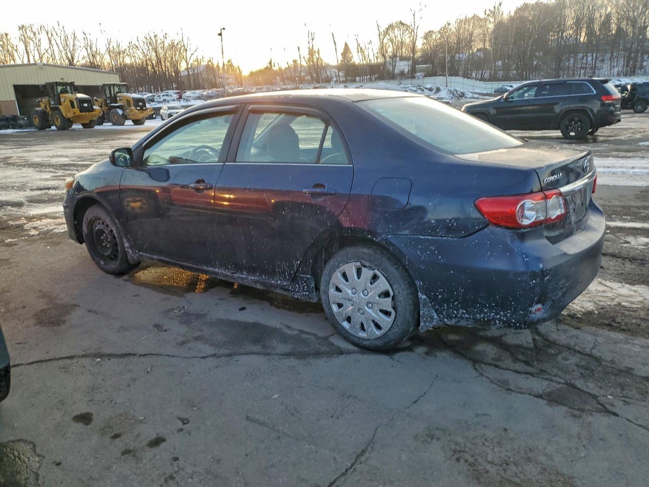 2013 TOYOTA COROLLA BASE photo 2