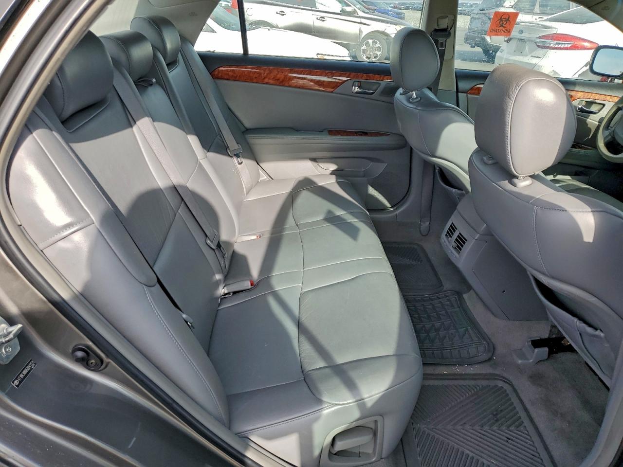 2005 TOYOTA AVALON XL photo 10