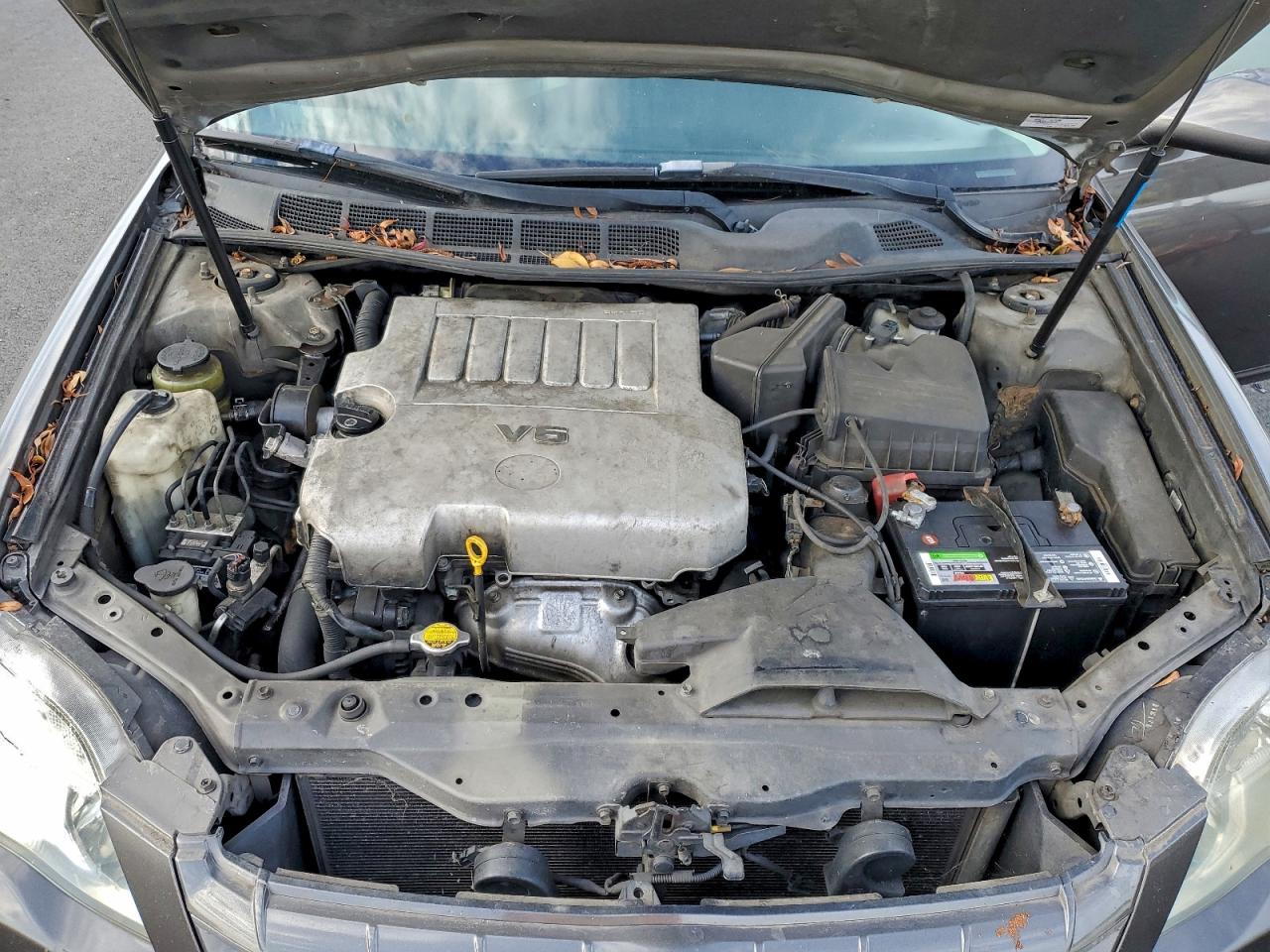 2005 TOYOTA AVALON XL photo 11