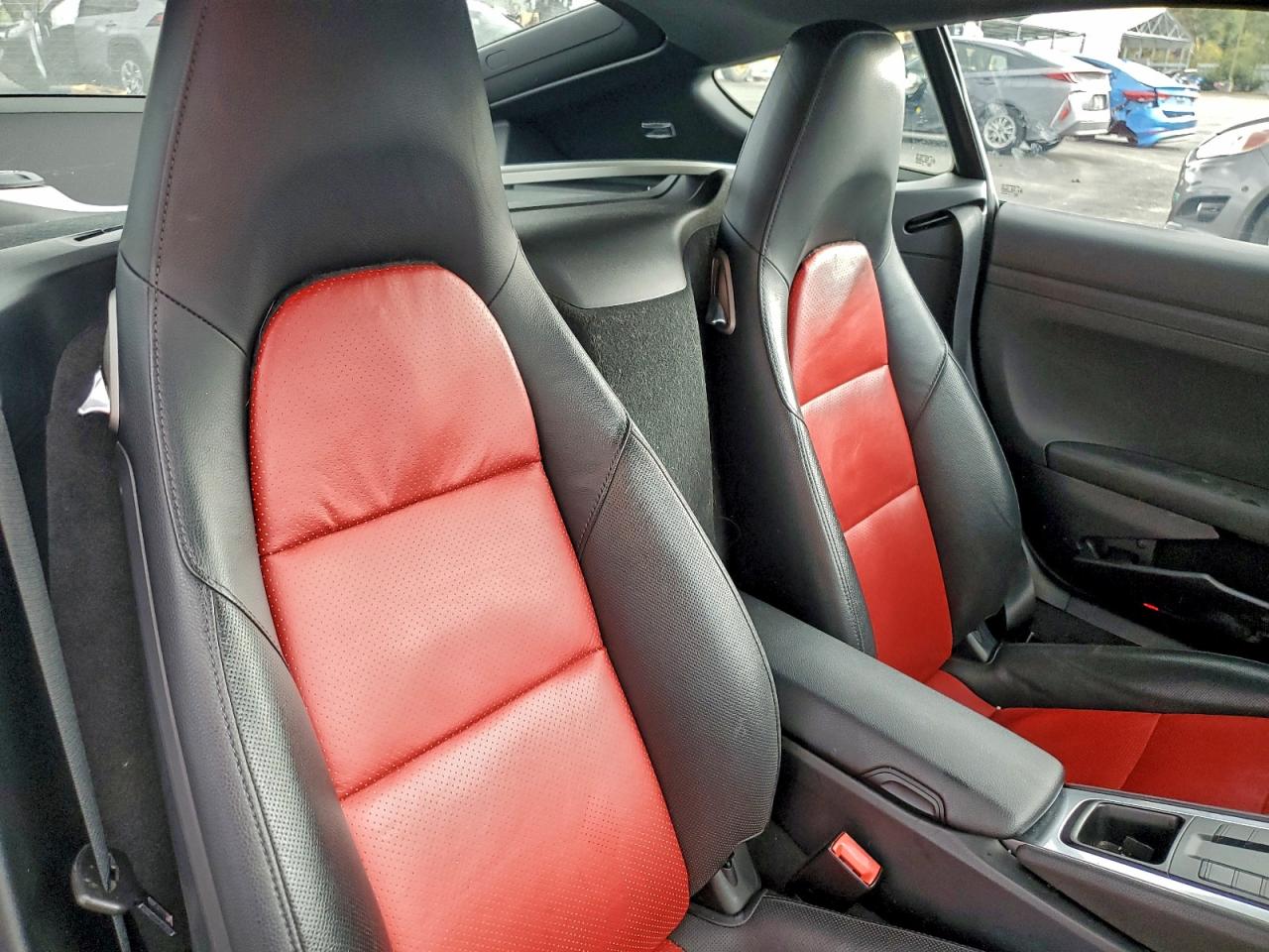 2015 PORSCHE CAYMAN photo 19