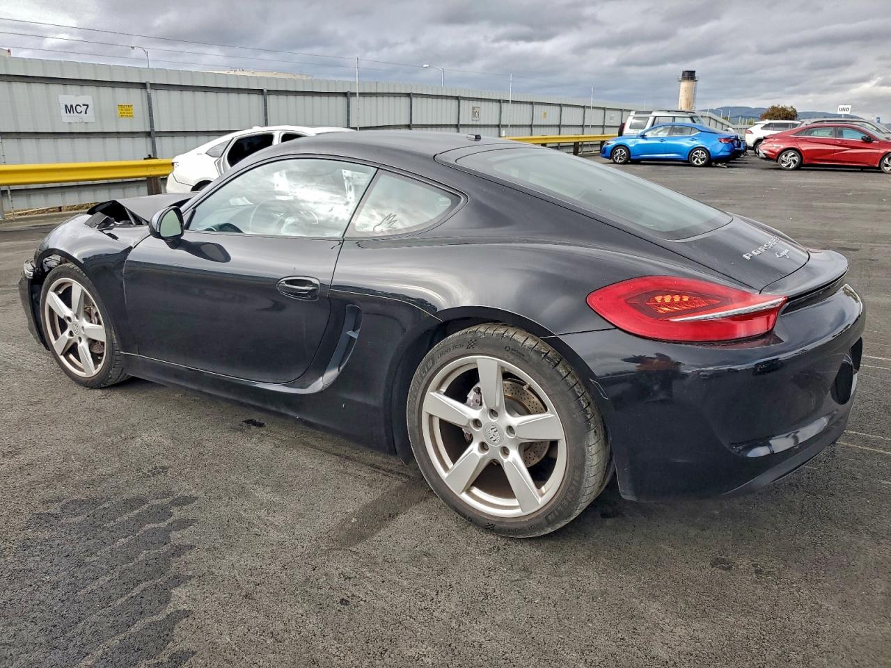2015 PORSCHE CAYMAN photo 3