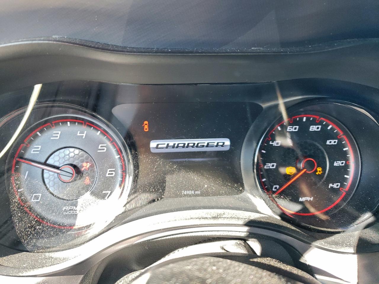 2020 DODGE CHARGER SXT photo 9