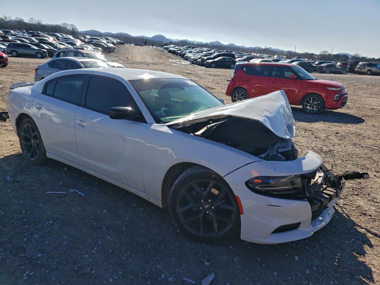 2020 DODGE CHARGER SXT photo 4
