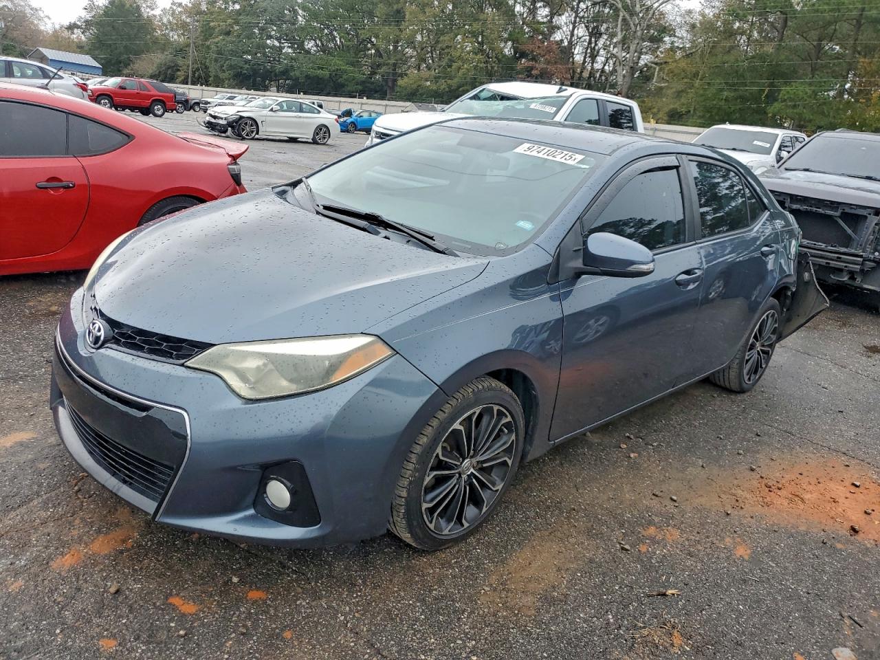 2015 TOYOTA COROLLA