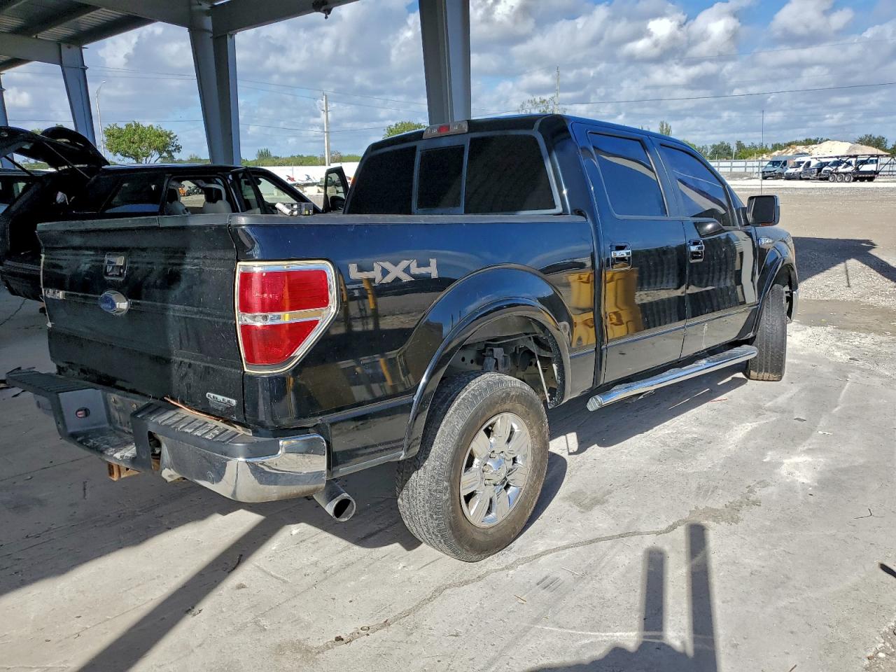 2011 FORD F150 SUPERCREW photo 3