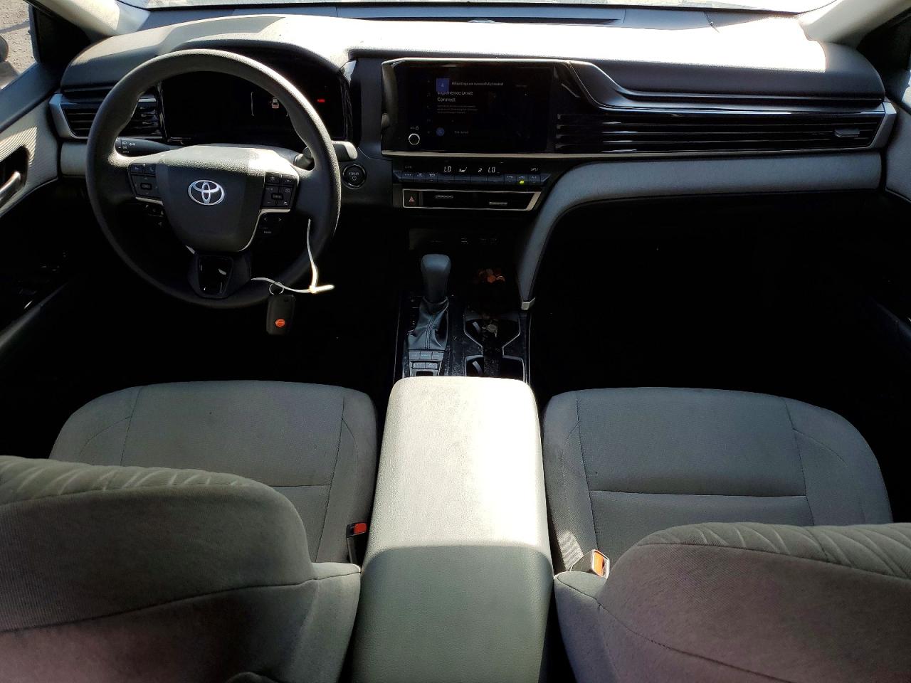 2025 TOYOTA CAMRY XSE photo 8