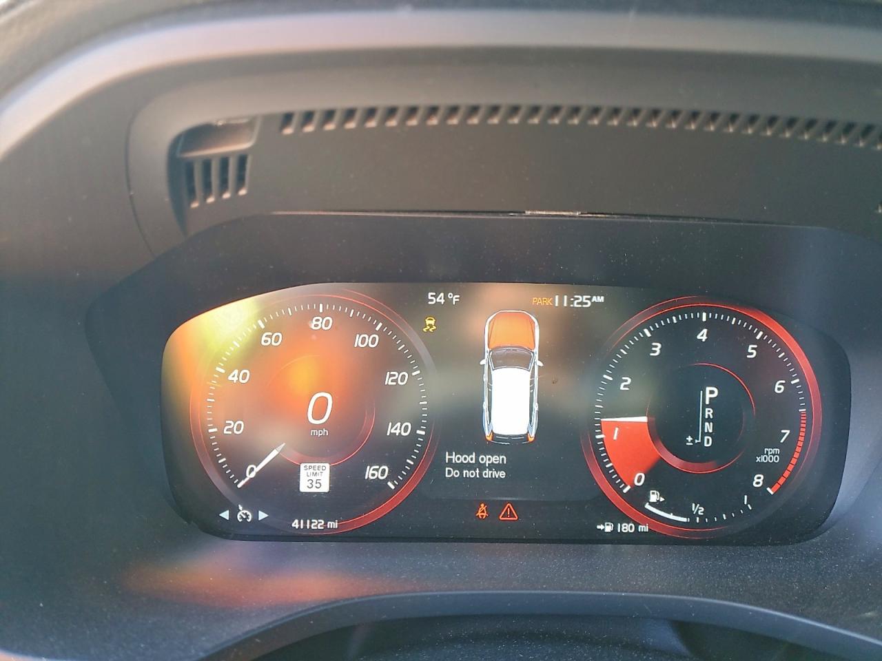 2021 VOLVO XC60 T5 R-DESIGN photo 9