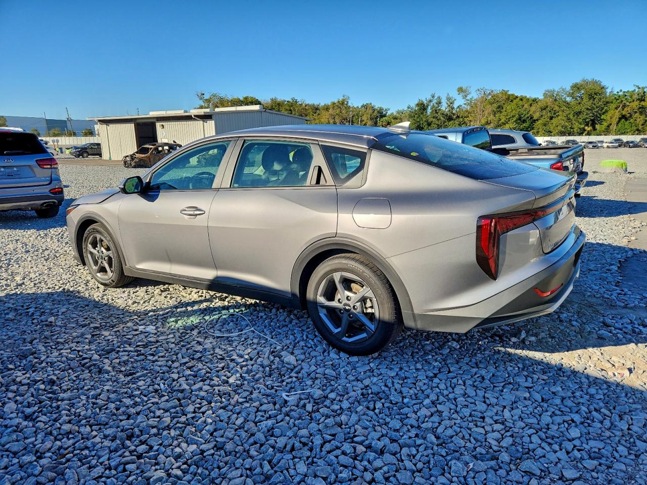 2025 KIA K4 LX photo 3