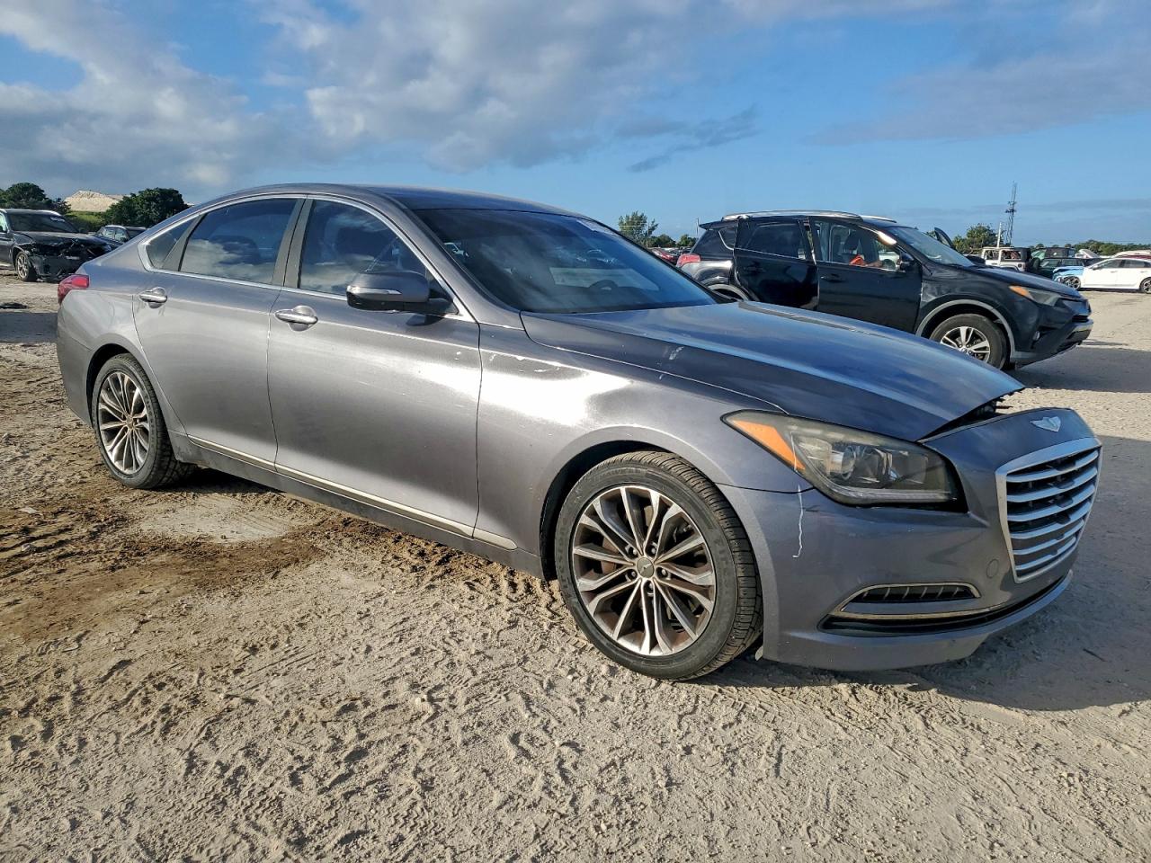 2015 HYUNDAI GENESIS 3.8L photo 4
