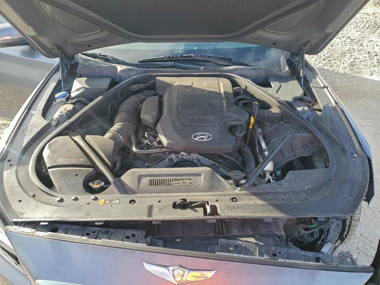 2015 HYUNDAI GENESIS 3.8L photo 11
