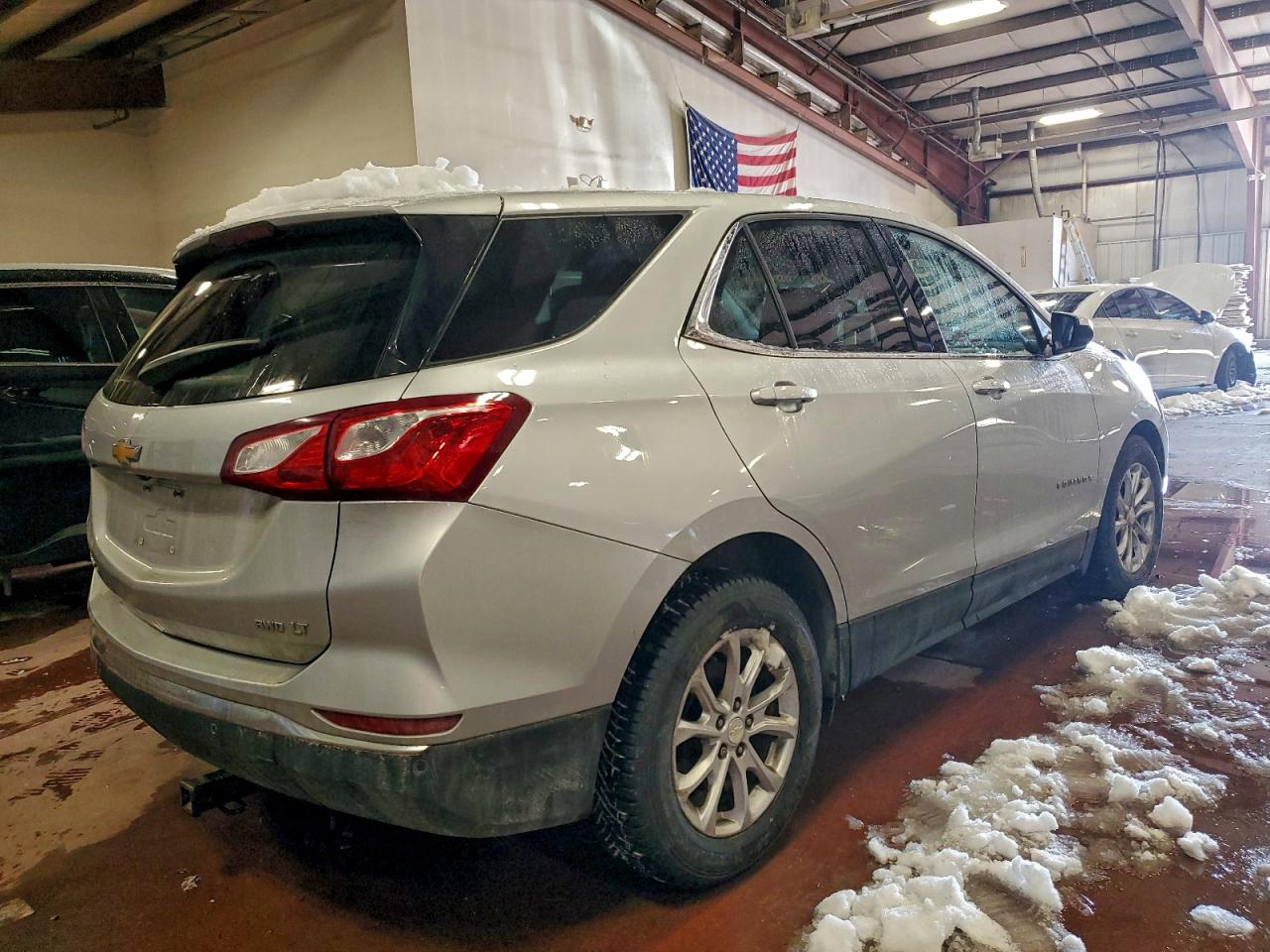2020 CHEVROLET EQUINOX LT photo 3