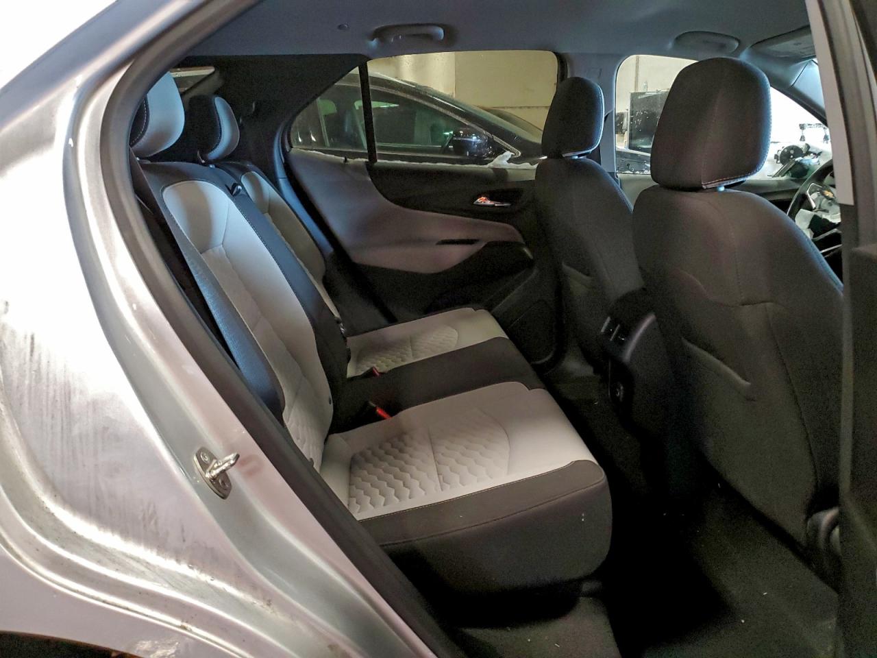 2020 CHEVROLET EQUINOX LT photo 11