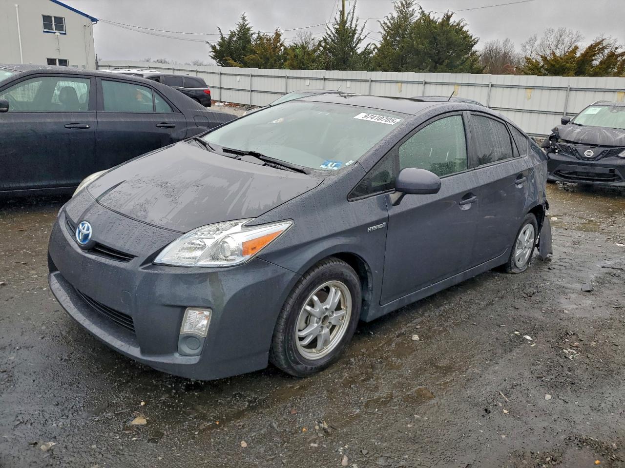 2011 TOYOTA PRIUS