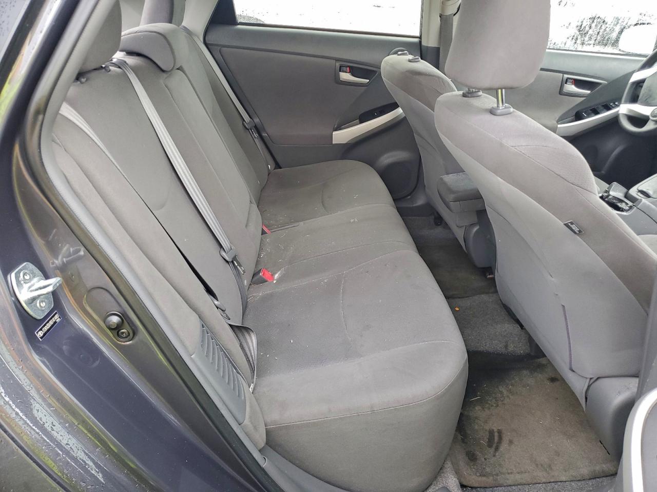 2011 TOYOTA PRIUS photo 10