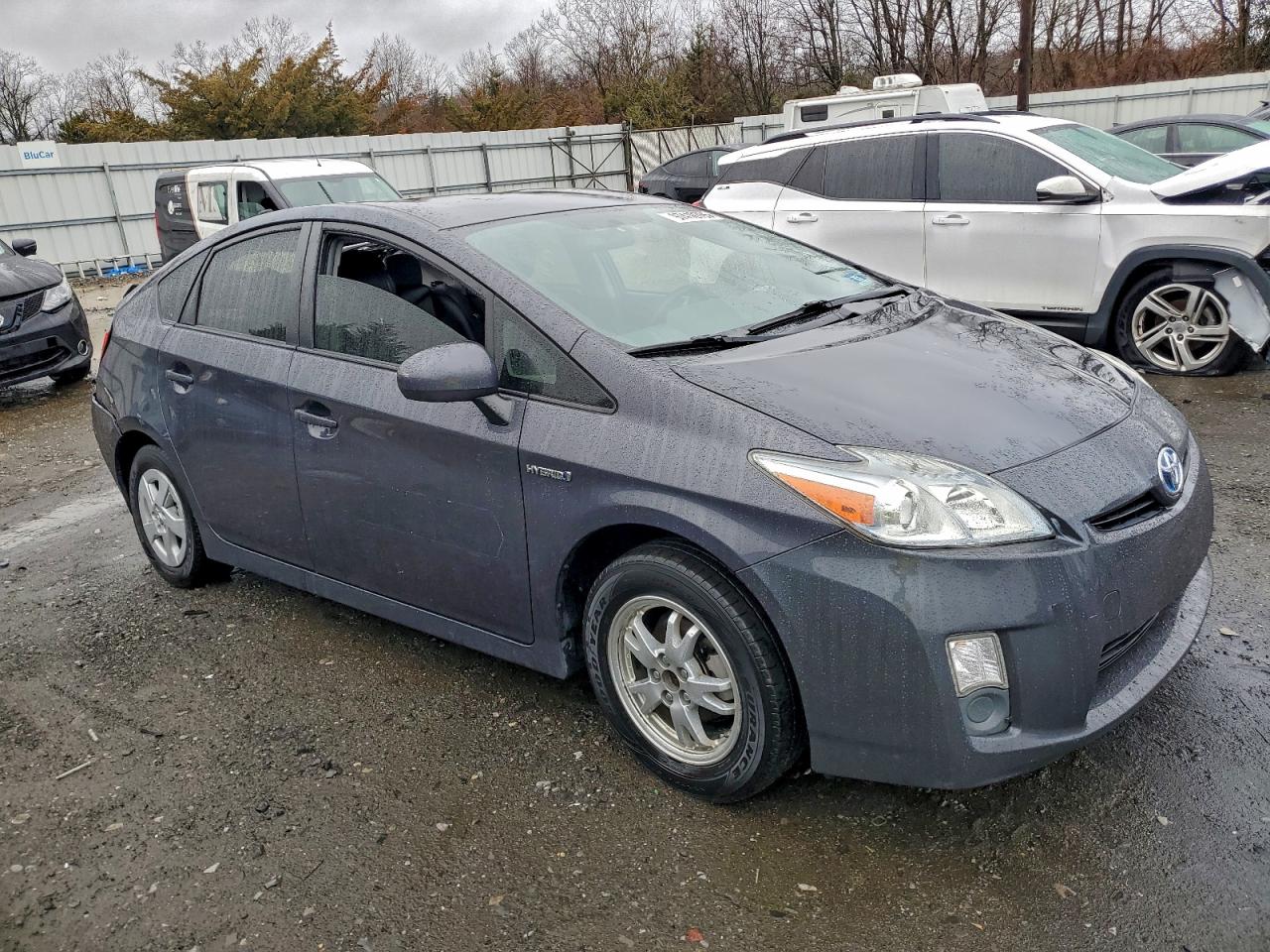 2011 TOYOTA PRIUS photo 4