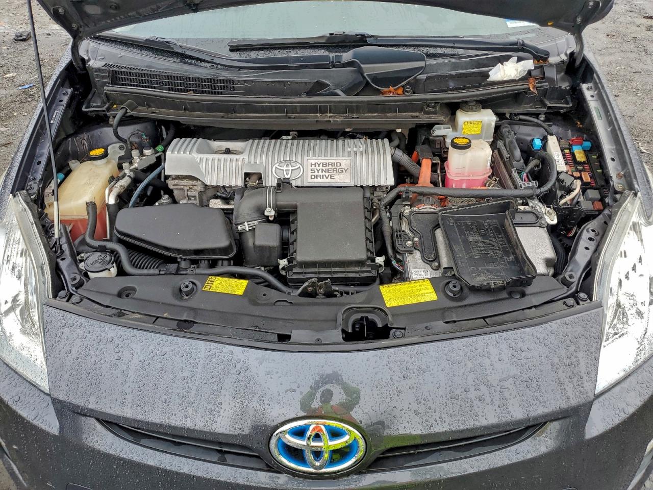 2011 TOYOTA PRIUS photo 11