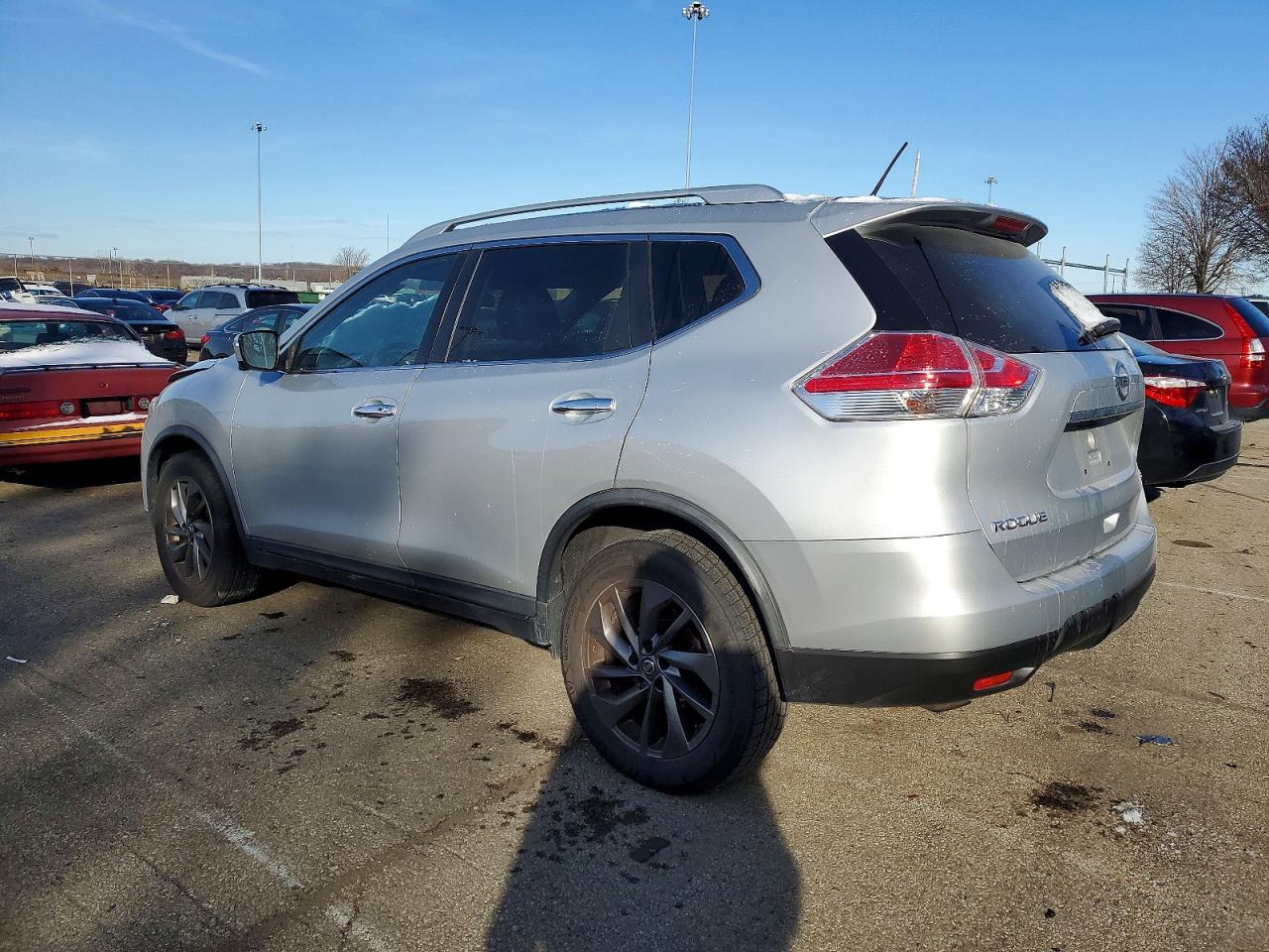 2016 NISSAN ROGUE S photo 2