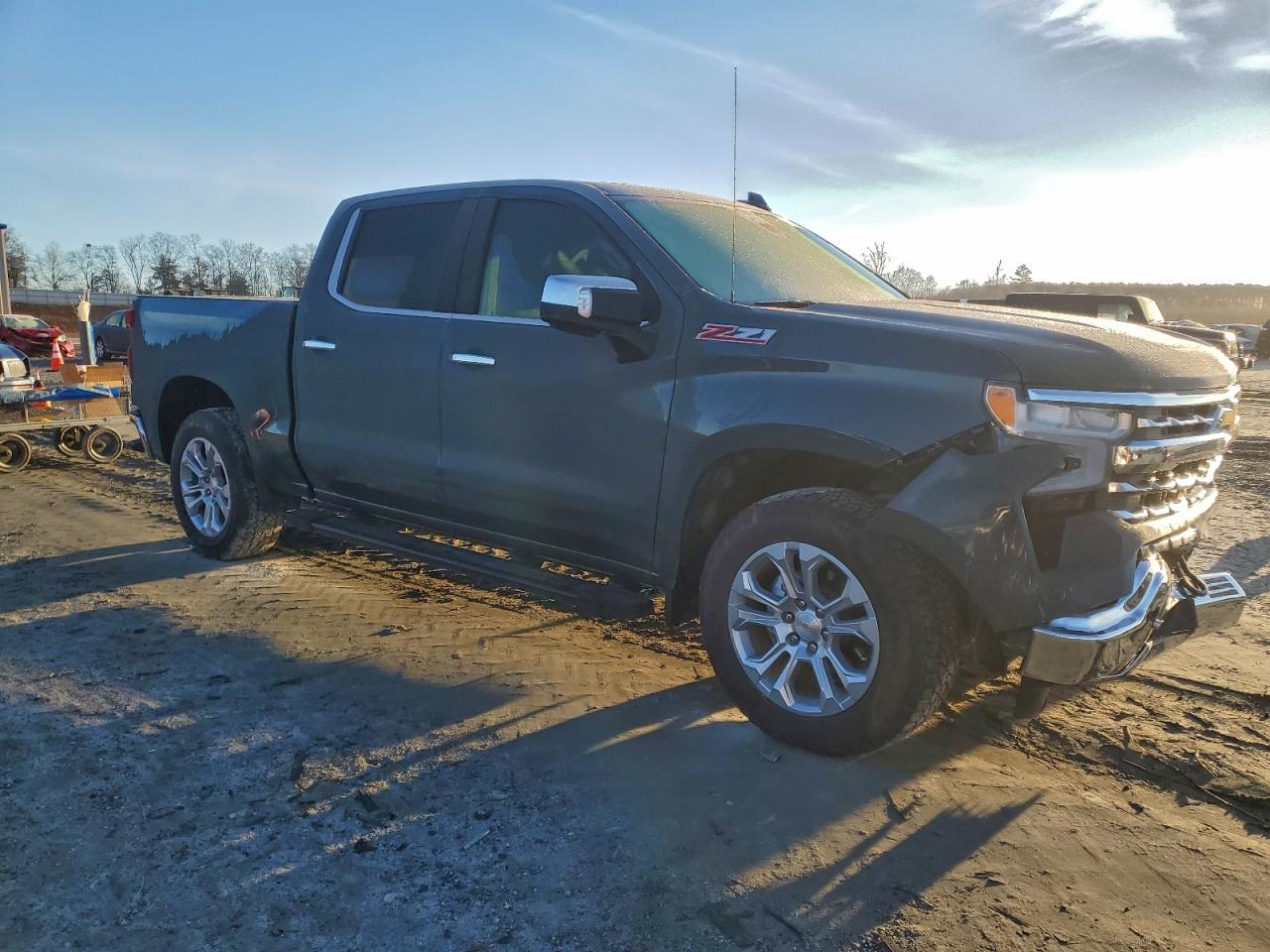 2025 CHEVROLET SILVERADO K1500 LTZ photo 4