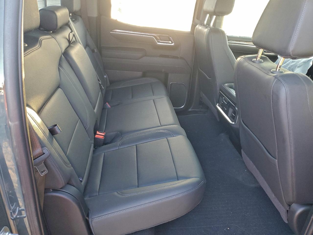 2025 CHEVROLET SILVERADO K1500 LTZ photo 10