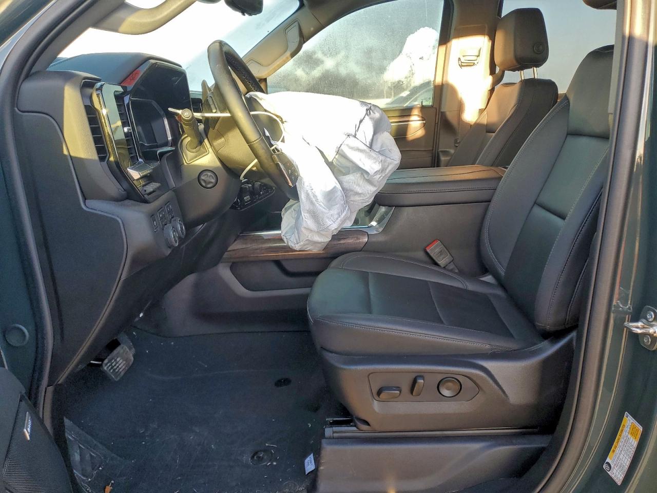 2025 CHEVROLET SILVERADO K1500 LTZ photo 7