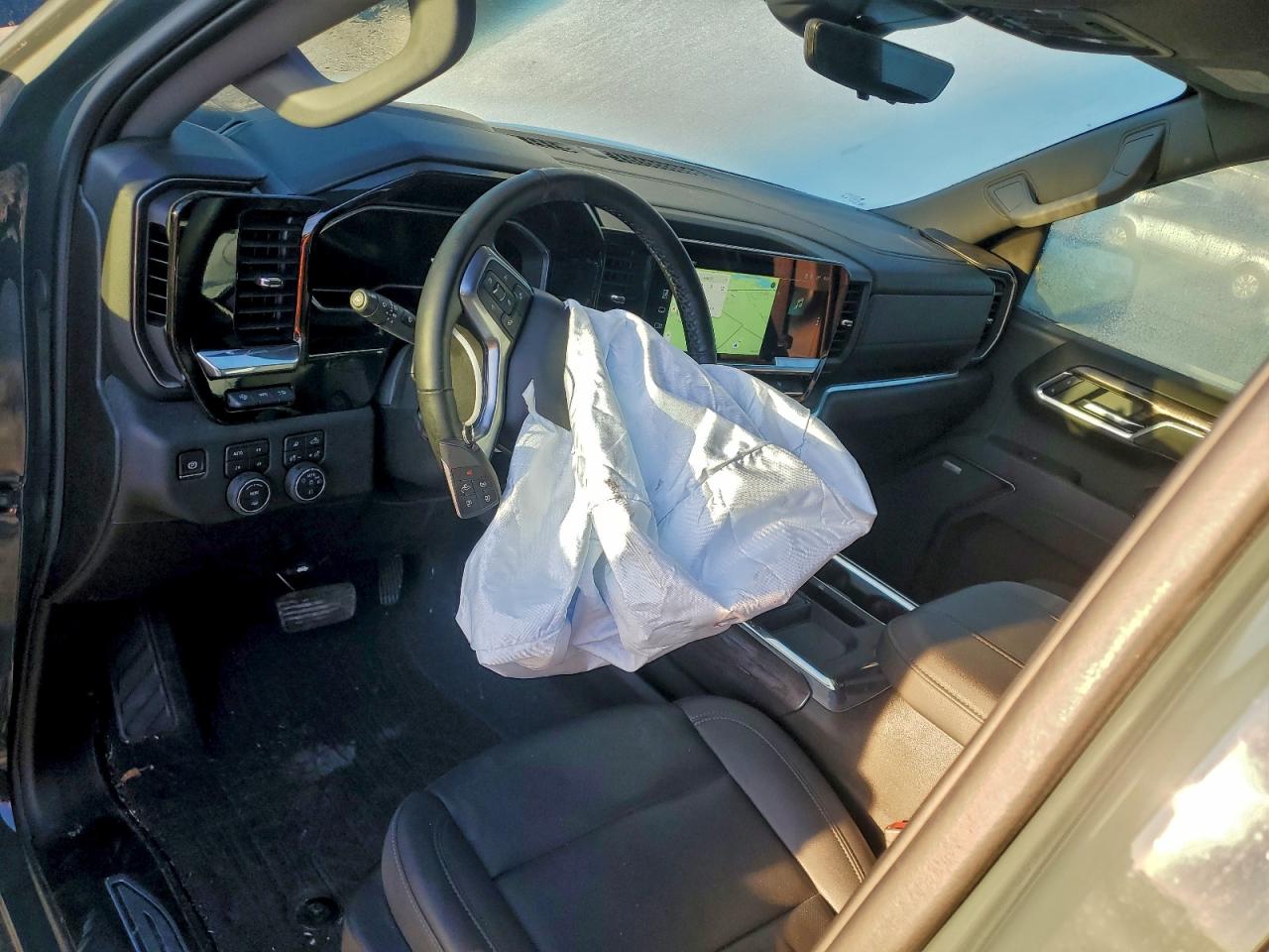 2025 CHEVROLET SILVERADO K1500 LTZ photo 8