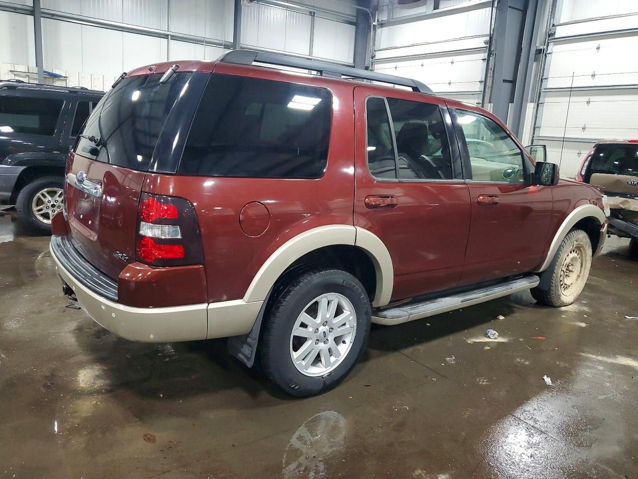 2010 FORD EXPLORER EDDIE BAUER photo 3