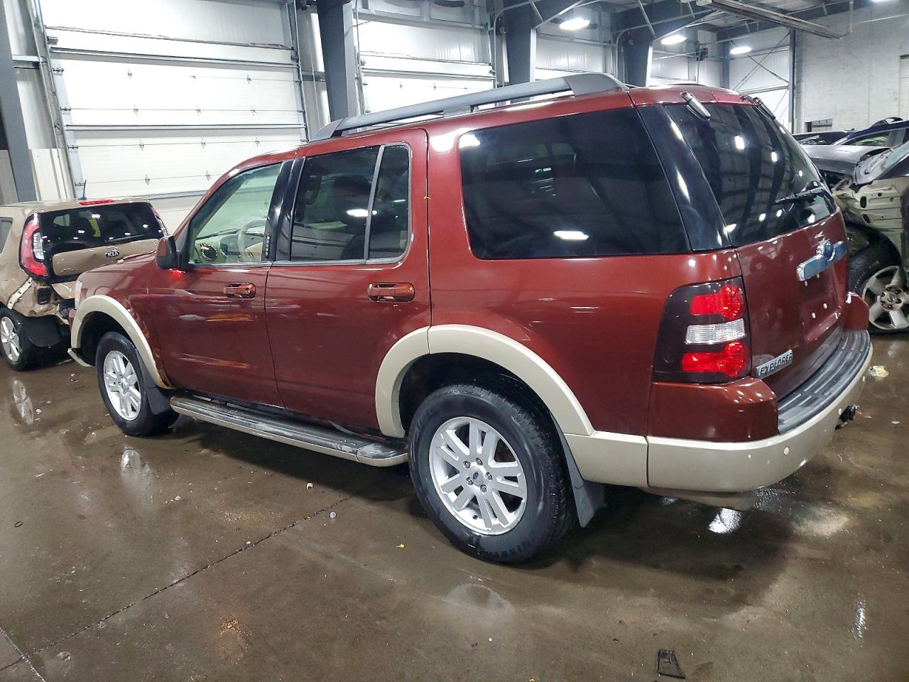 2010 FORD EXPLORER EDDIE BAUER photo 2