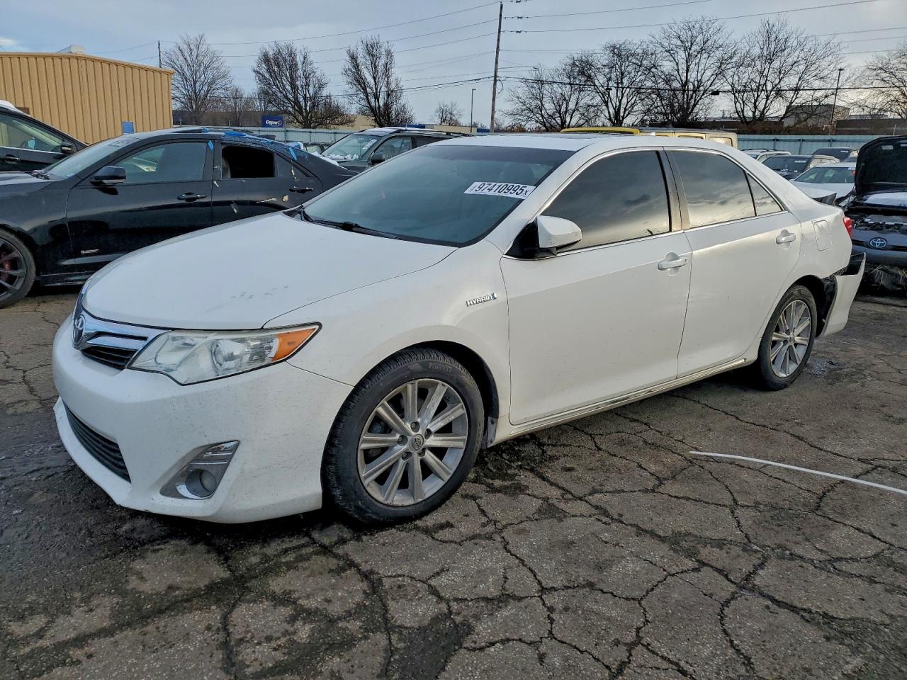 2014 TOYOTA CAMRY