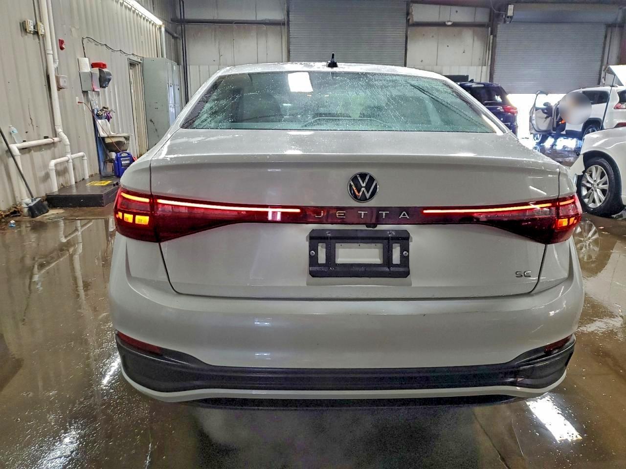 2025 VOLKSWAGEN JETTA SE photo 6