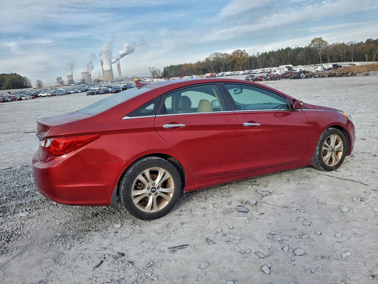 2011 HYUNDAI SONATA SE photo 3