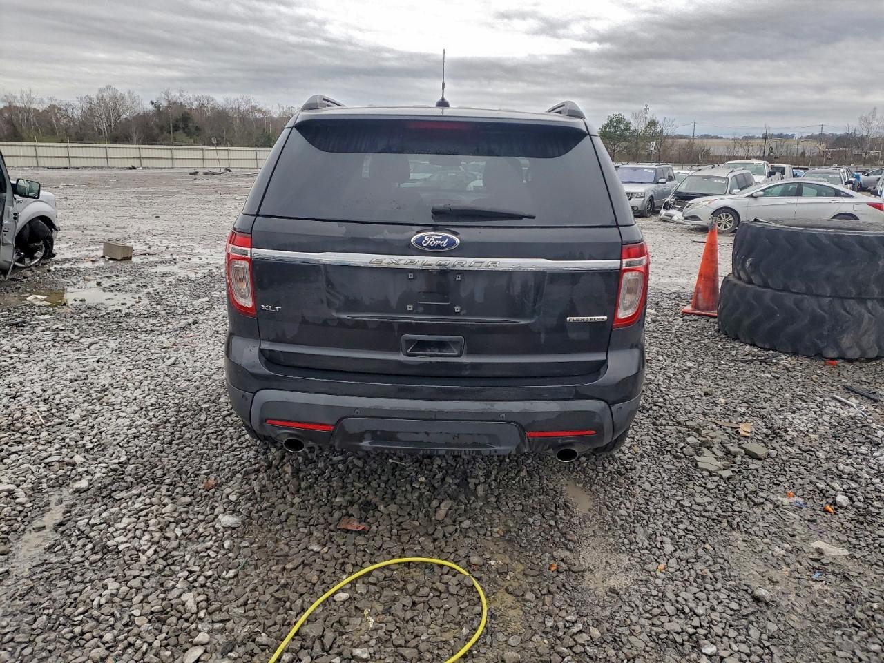 2014 FORD EXPLORER XLT photo 6