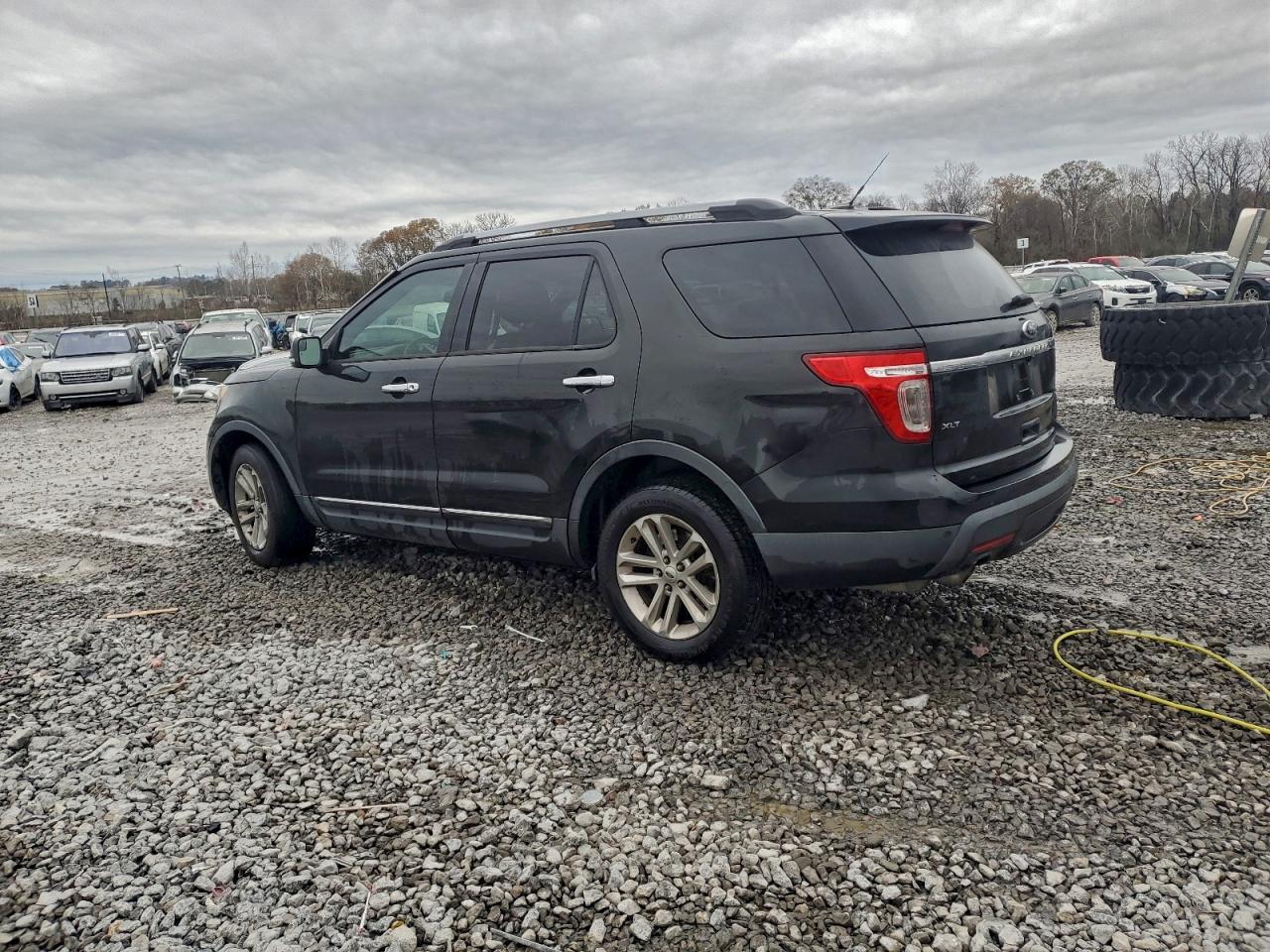 2014 FORD EXPLORER XLT photo 2