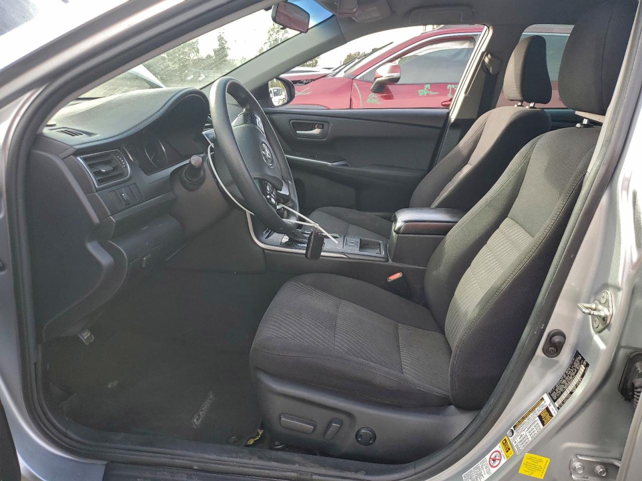 2017 TOYOTA CAMRY HYBRID photo 7