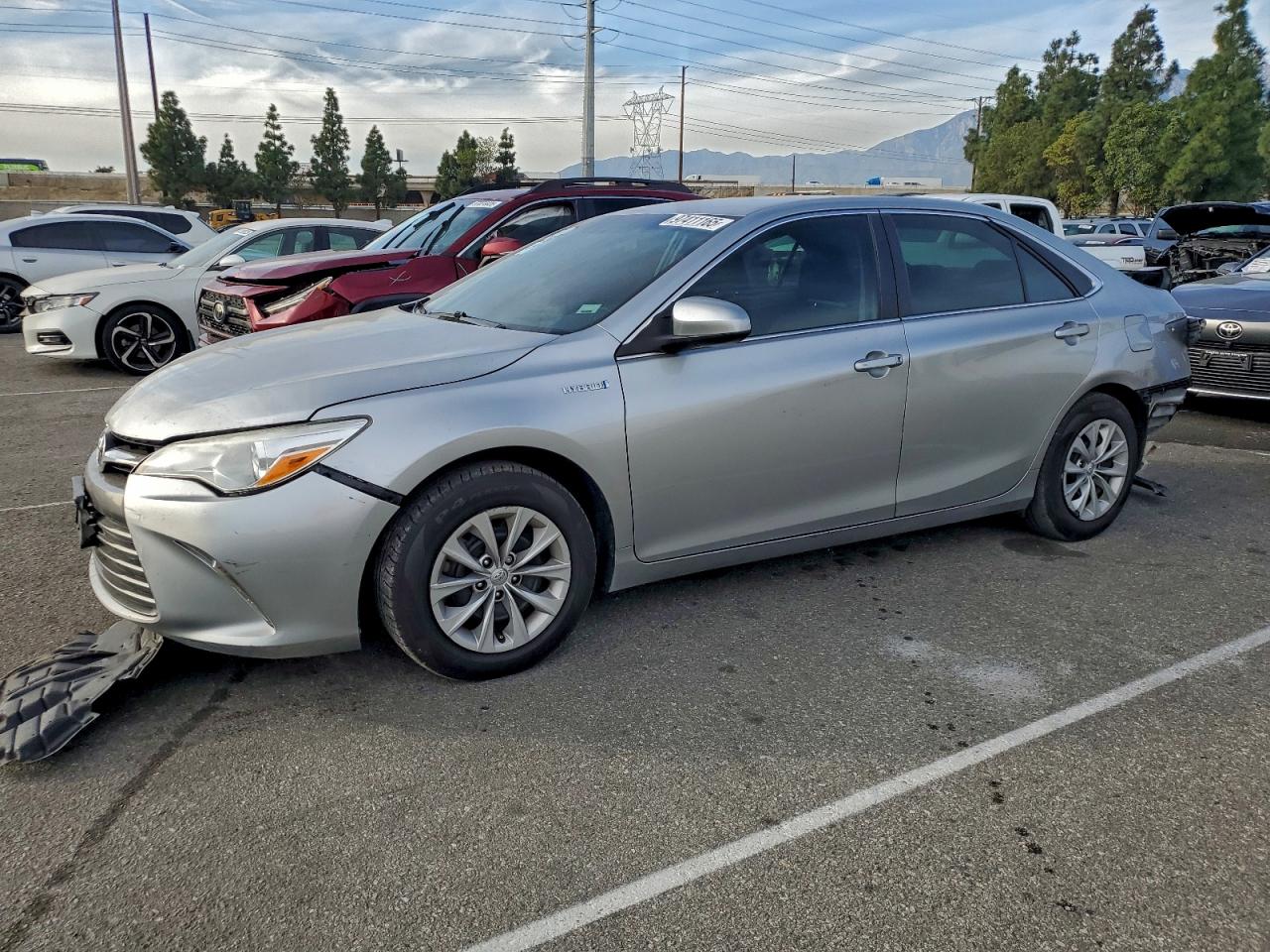 2017 TOYOTA CAMRY