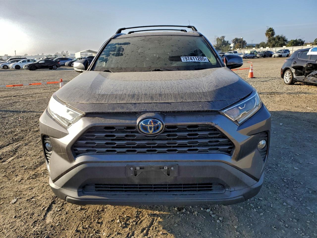 2021 TOYOTA RAV4 XLE photo 5