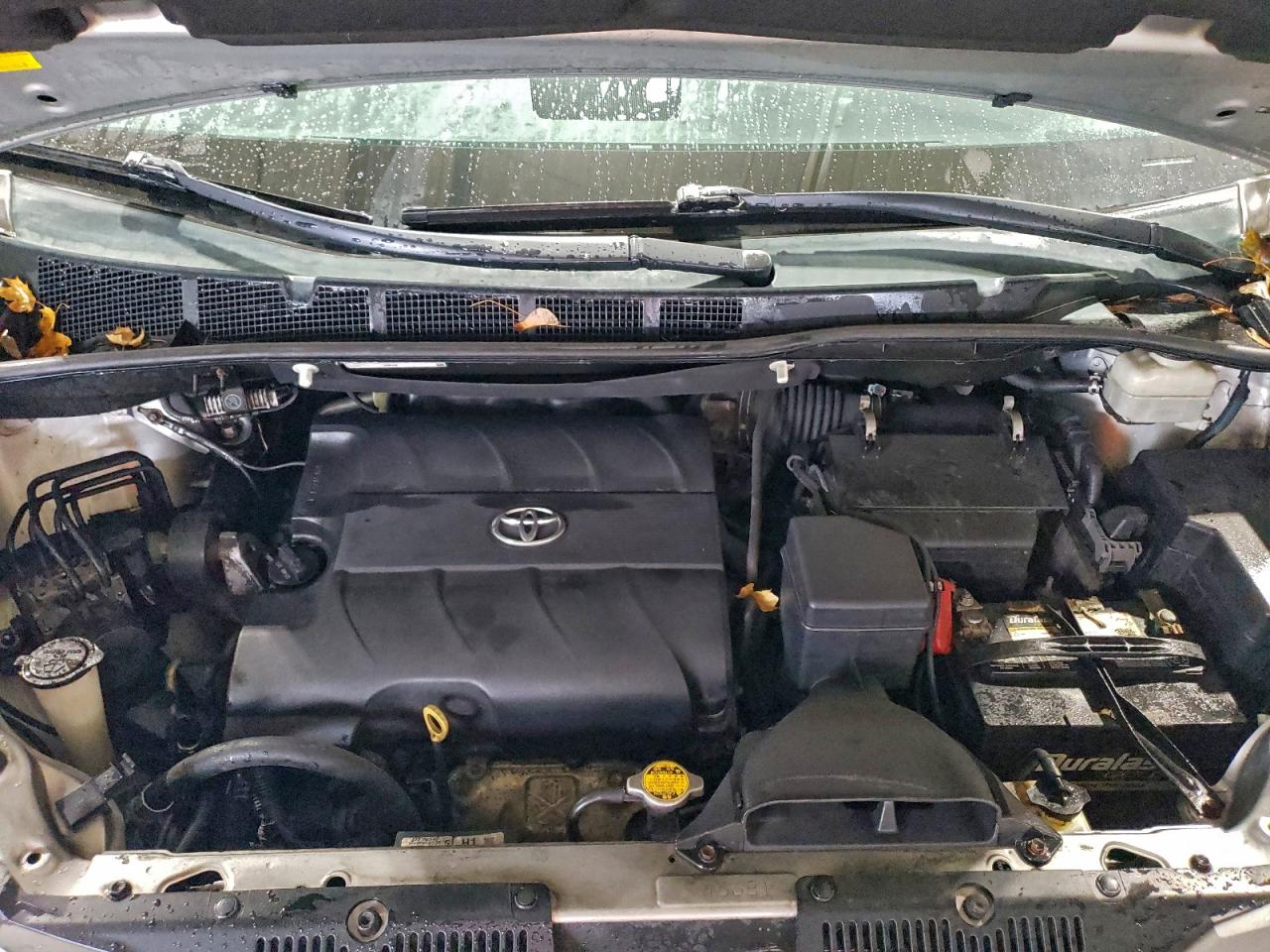 2014 TOYOTA SIENNA XLE photo 12