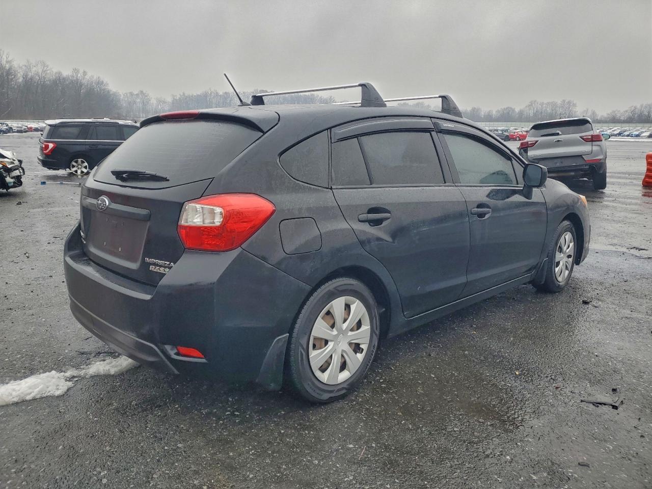 2014 SUBARU IMPREZA photo 3