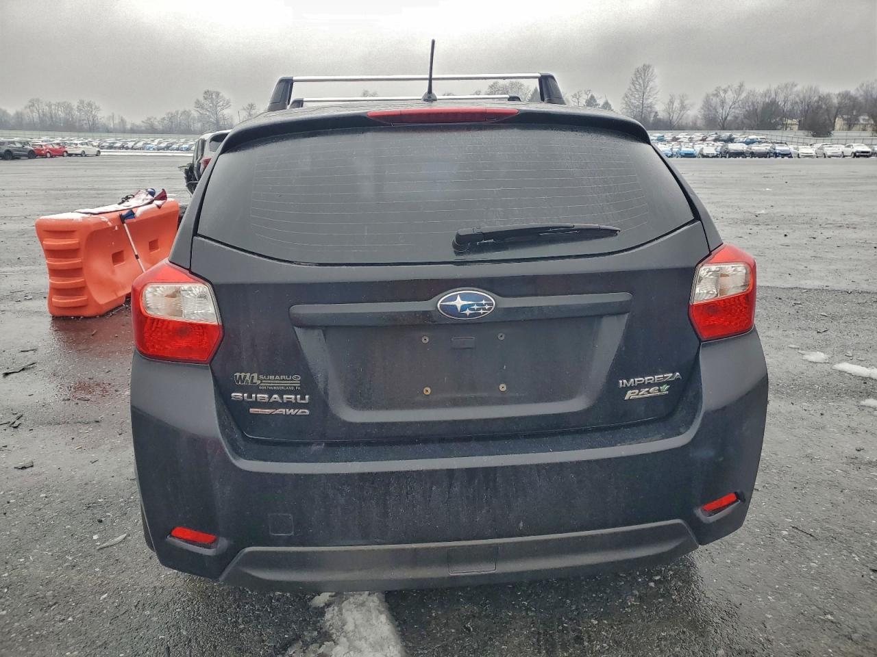 2014 SUBARU IMPREZA photo 6