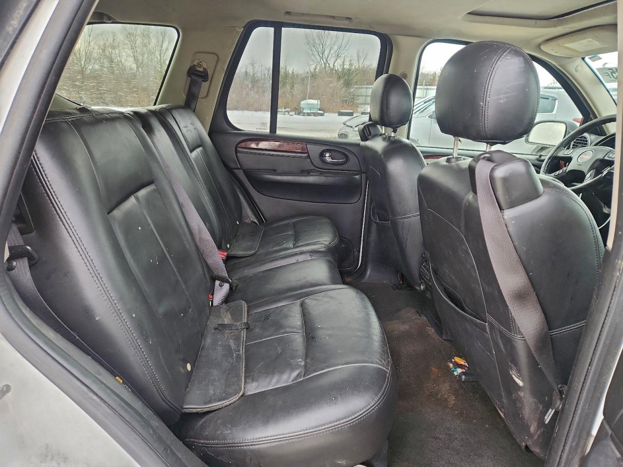 2005 GMC ENVOY photo 11